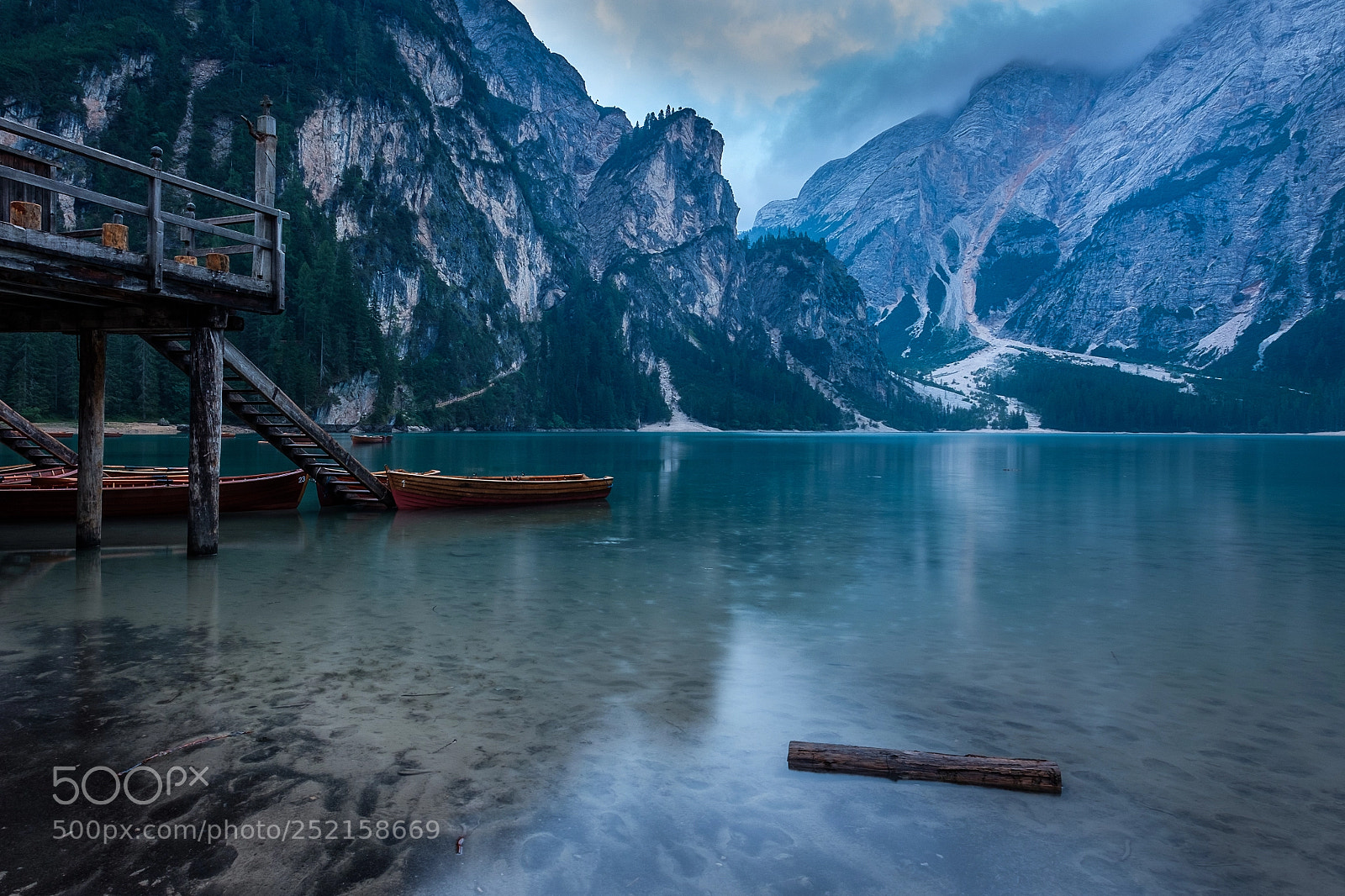 Fujifilm X-T2 sample photo. Docks of lago di photography