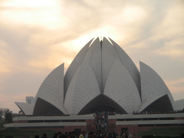 Canon POWERSHOT A400 sample photo. Delhi lotus temple photography