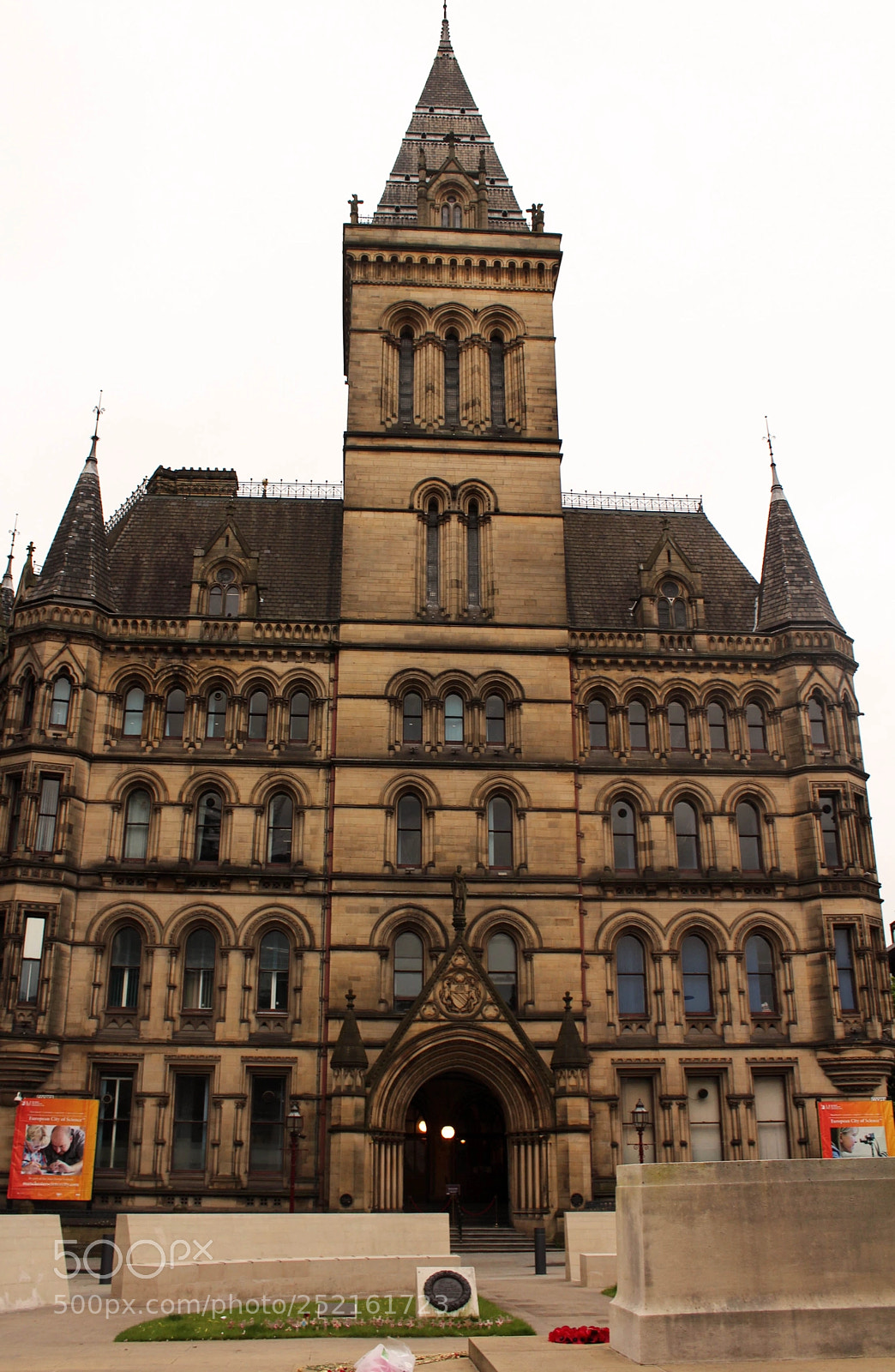 Canon EOS 1200D (EOS Rebel T5 / EOS Kiss X70 / EOS Hi) sample photo. Manchester city hall photography