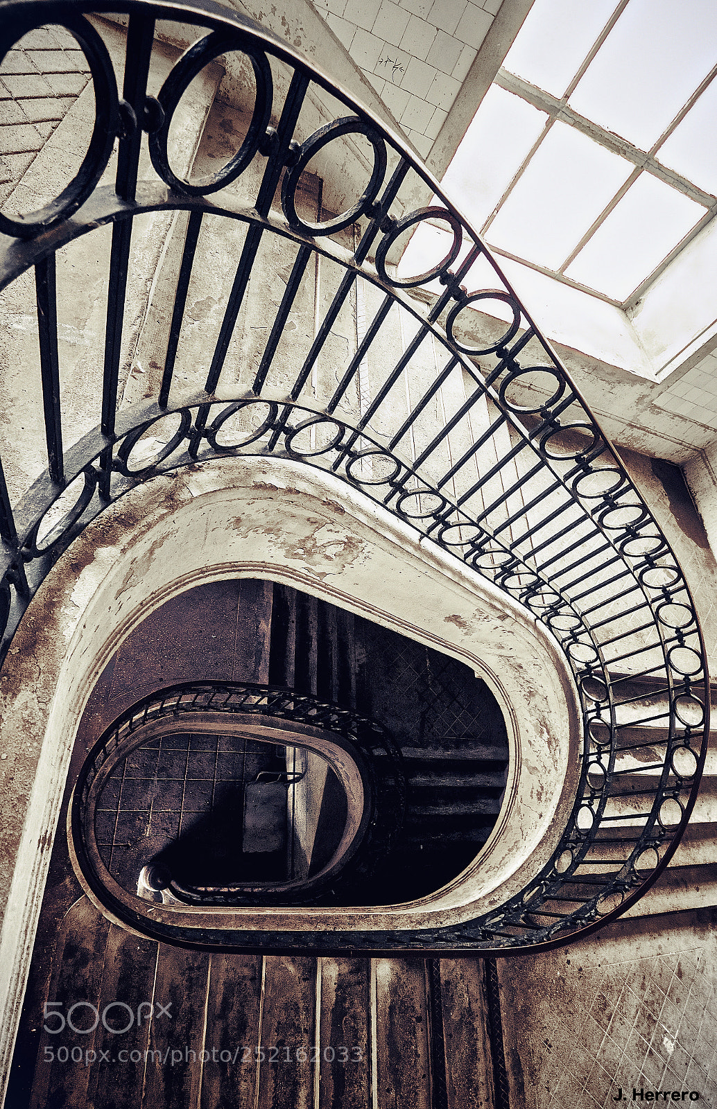 Fujifilm X-T1 sample photo. Old photography