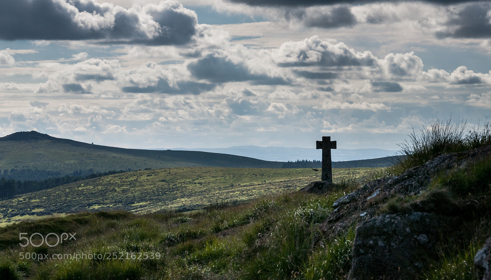 Nikon D5000 sample photo. Hutchinson's cross dartmoor national photography