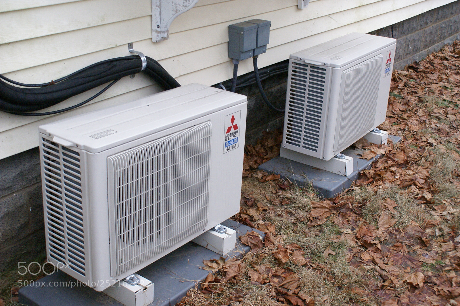 Sony Alpha DSLR-A100 sample photo. Air conditioning repair va photography
