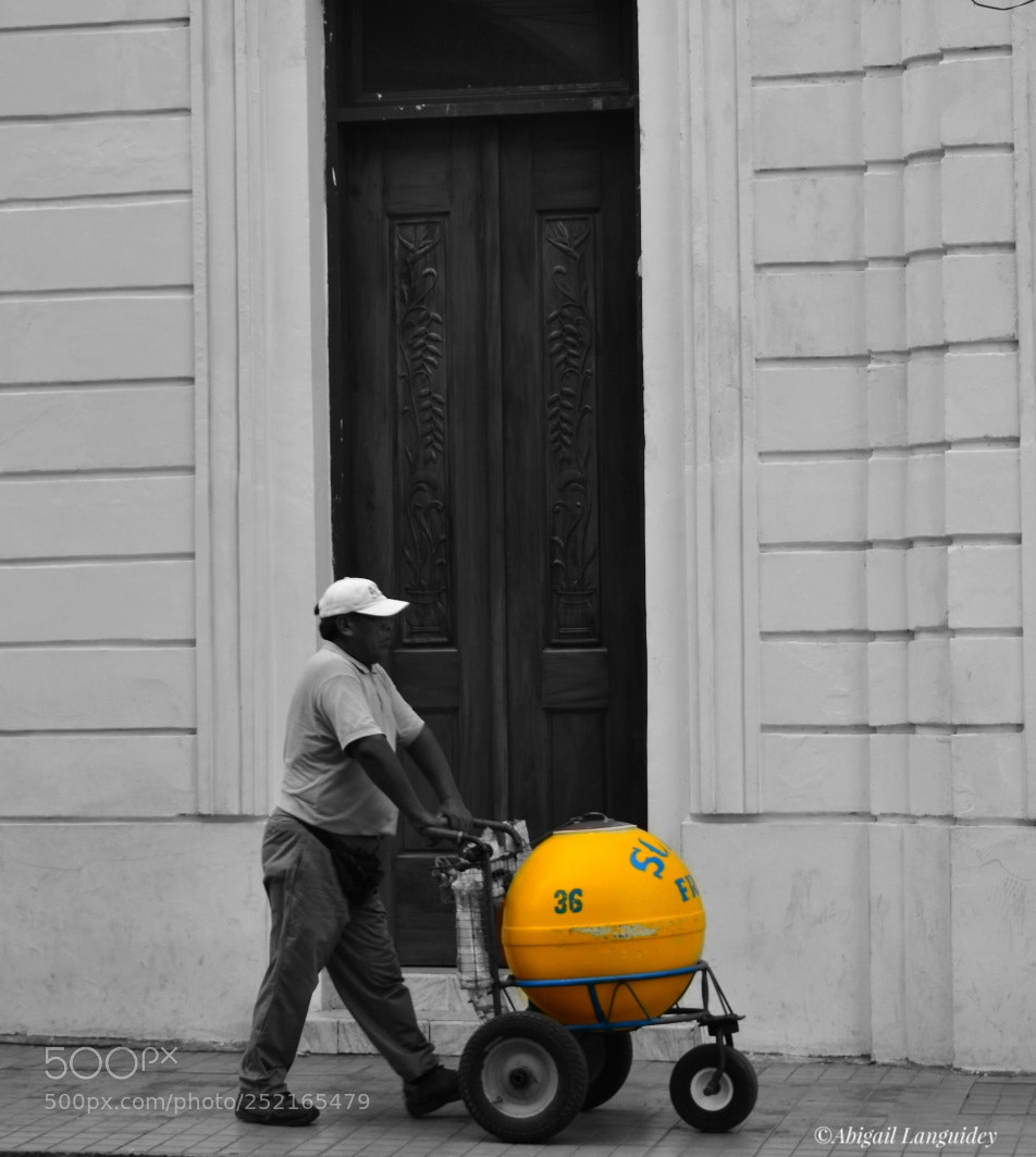 Nikon D3400 sample photo. Street photography