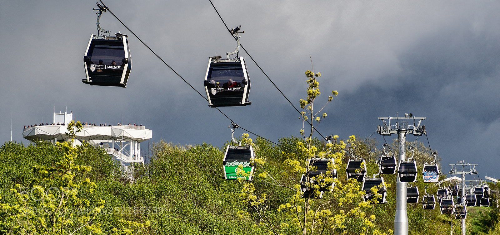 Sony ILCA-77M2 sample photo. Berlin gondola lift photography