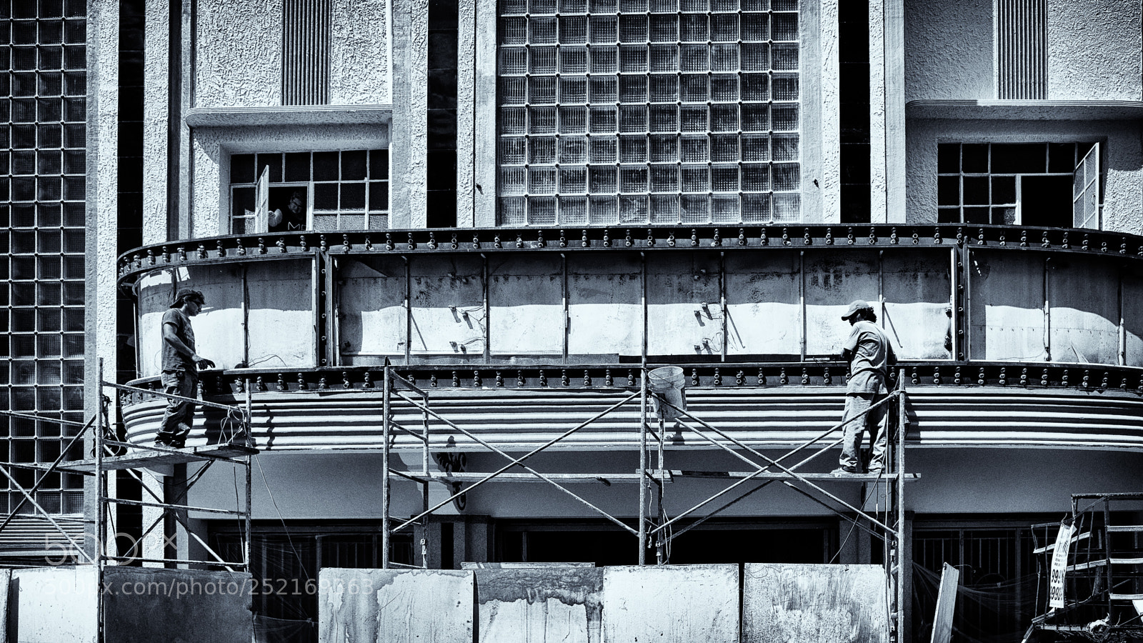 Ricoh GR sample photo. Trabajadores photography