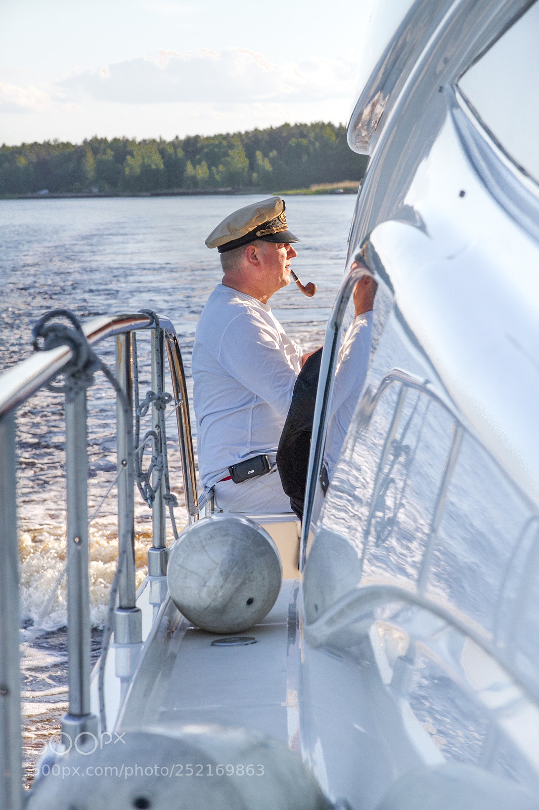 Canon EOS 7D sample photo. Captain sit at yacht photography