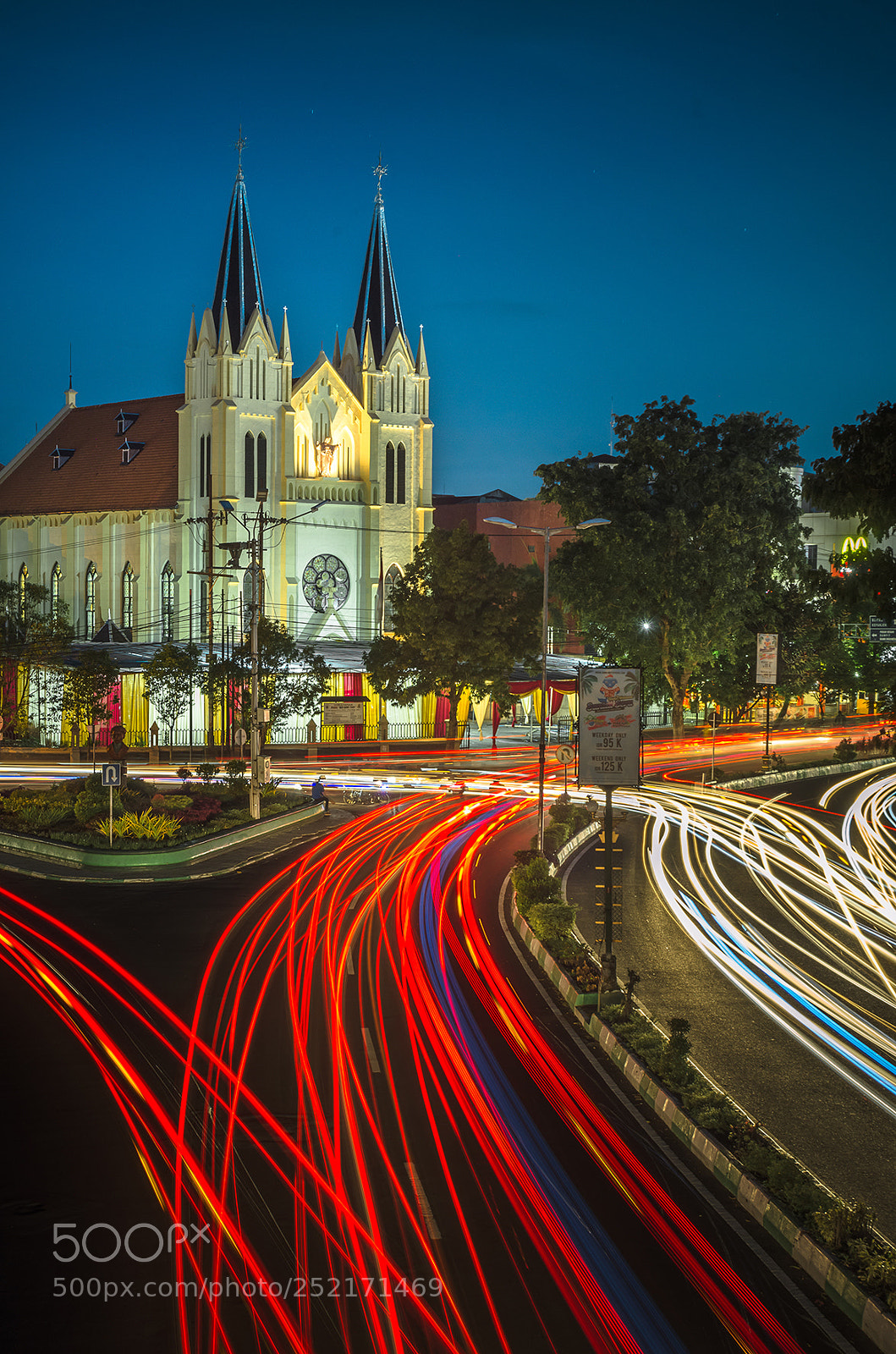 Nikon D5100 sample photo. Kayu tangan church photography