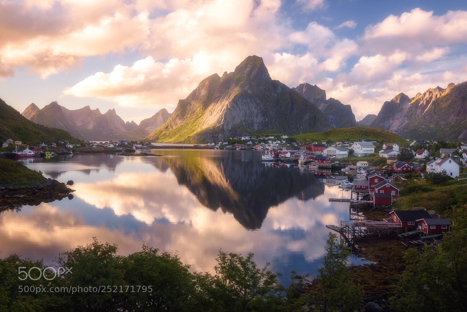 Nikon D810 sample photo. A norwegian postcard photography