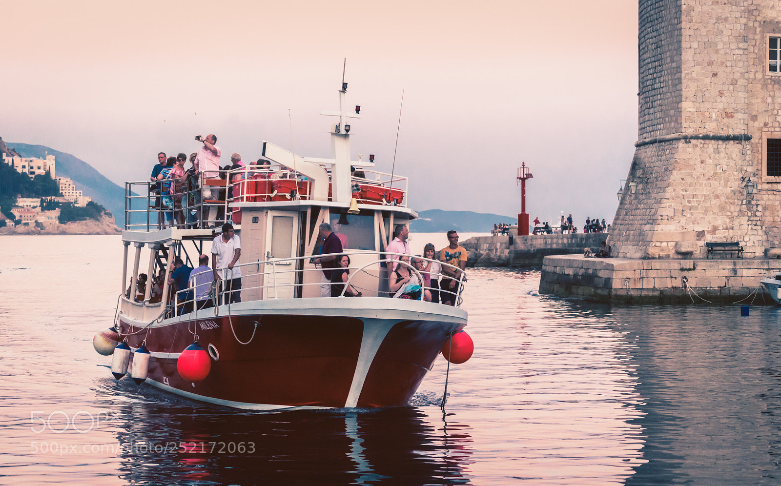 Sony a7 II sample photo. Return at dusk photography