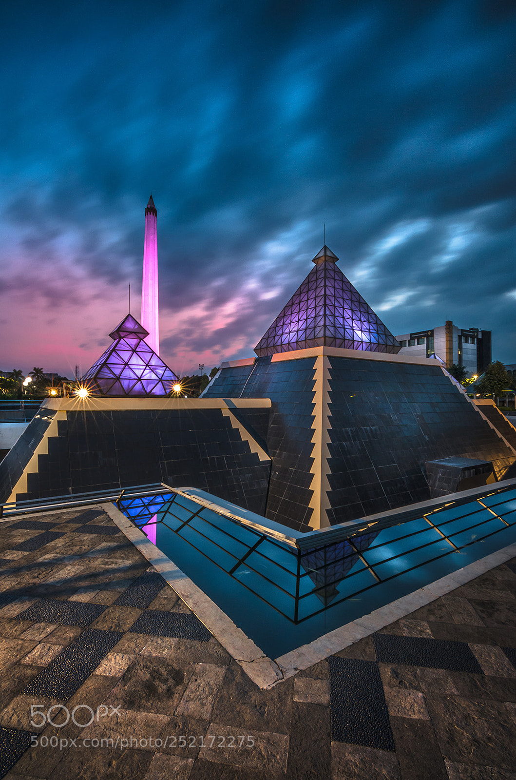 Nikon D7000 sample photo. The heroes monument photography