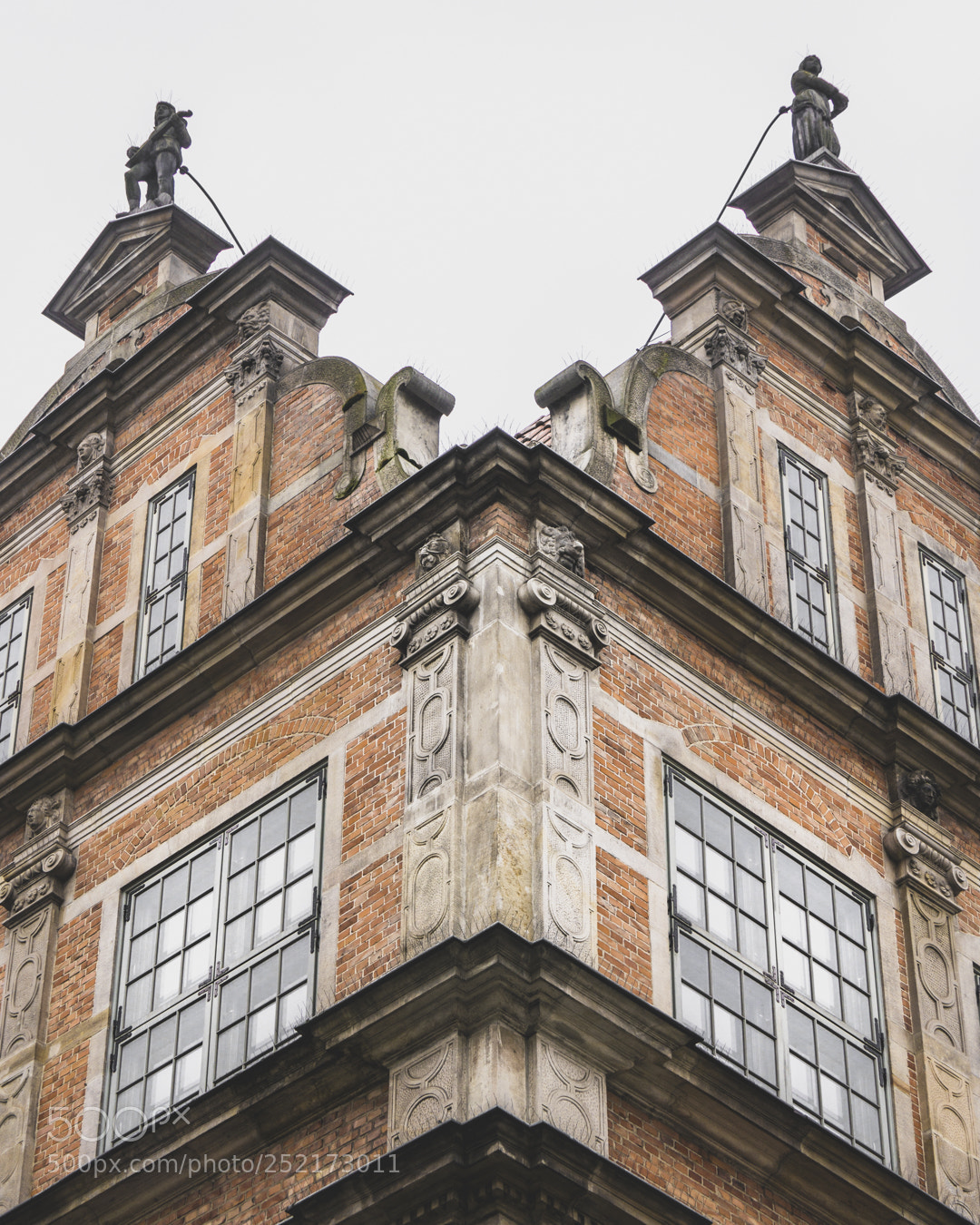 Sony a6000 sample photo. Classic corner lookup photography