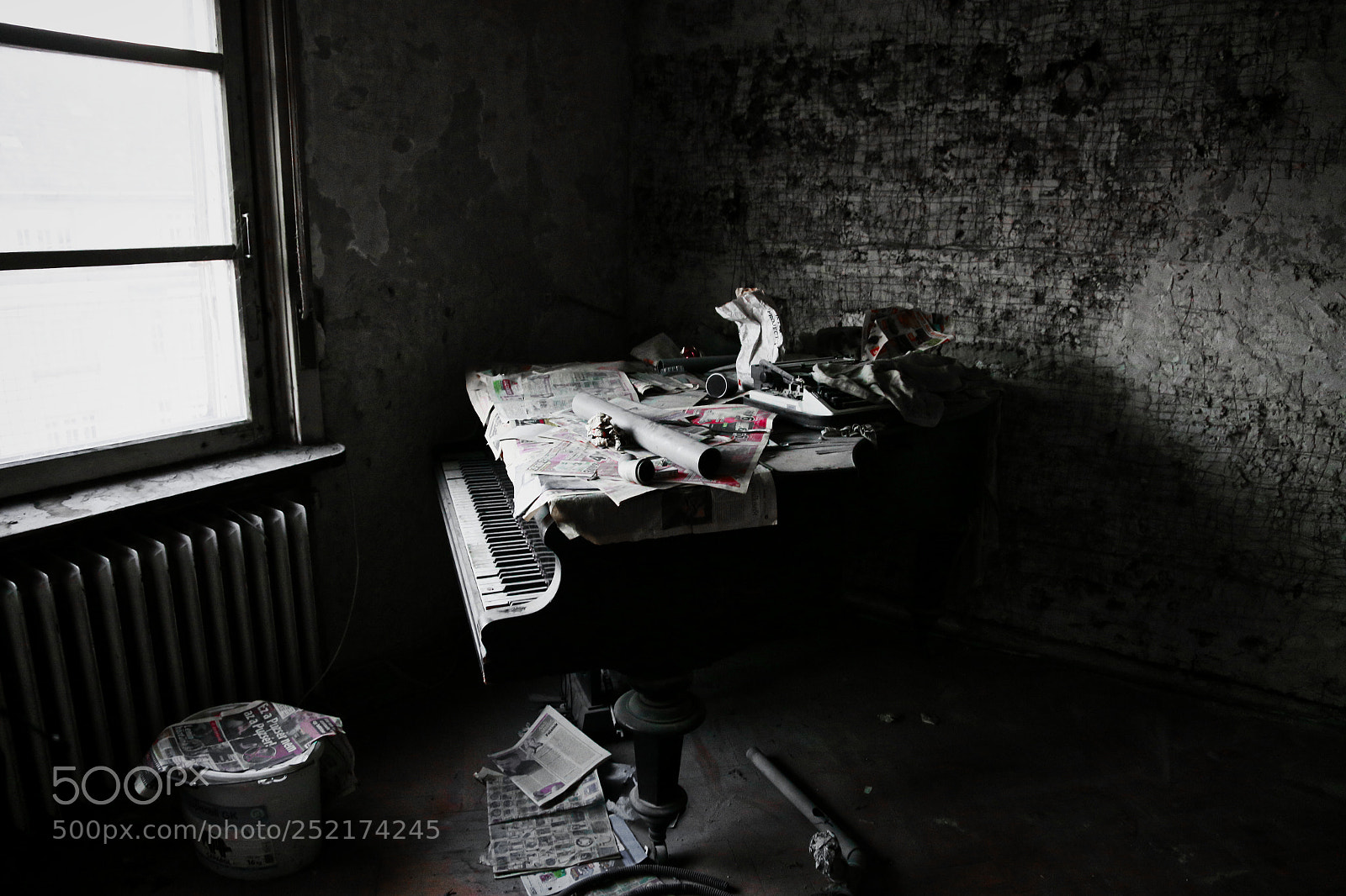 Canon EOS 6D + Canon EF 24-105mm F4L IS USM sample photo. Silence photography