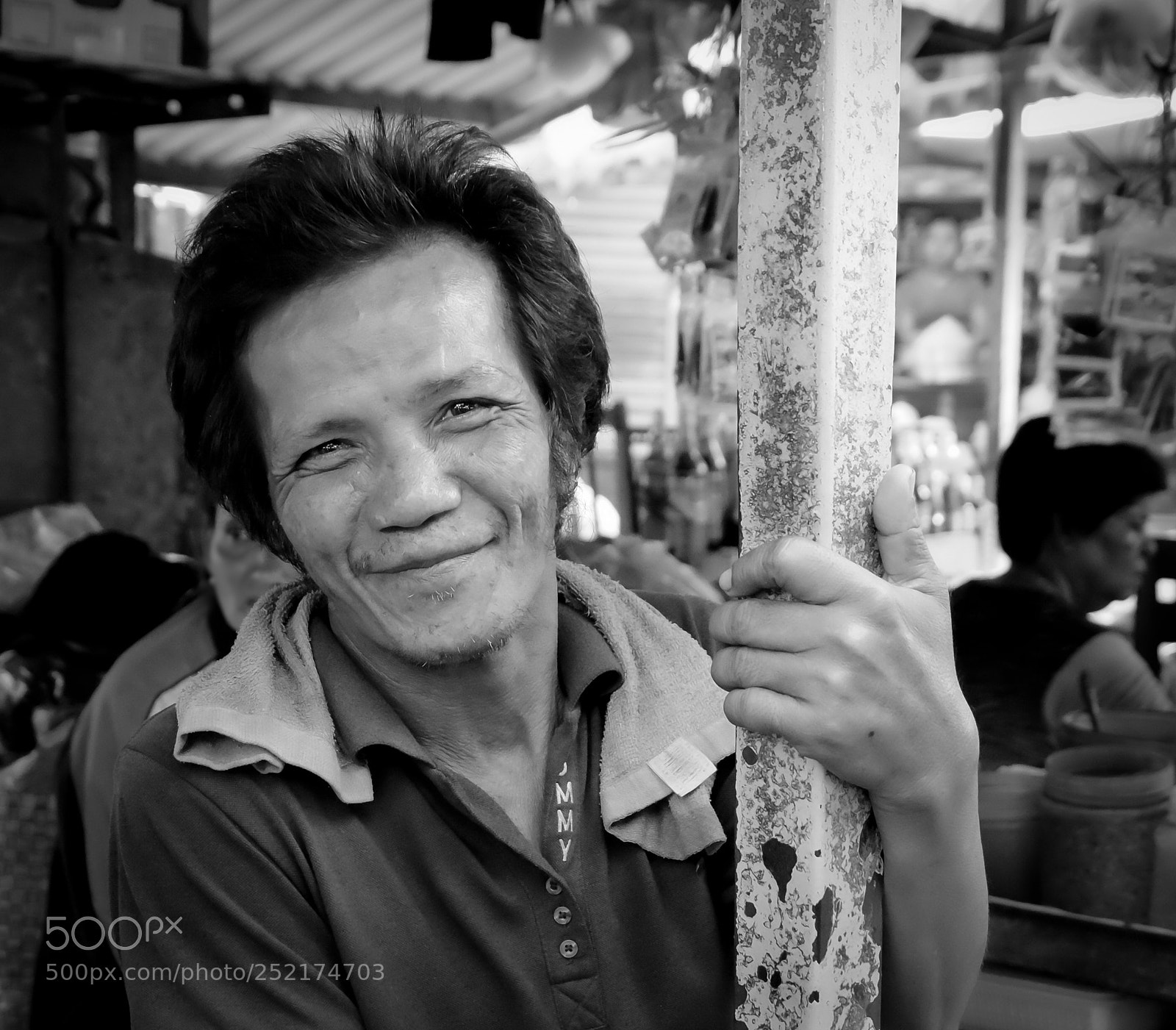 Fujifilm X-T1 sample photo. Holding on photography
