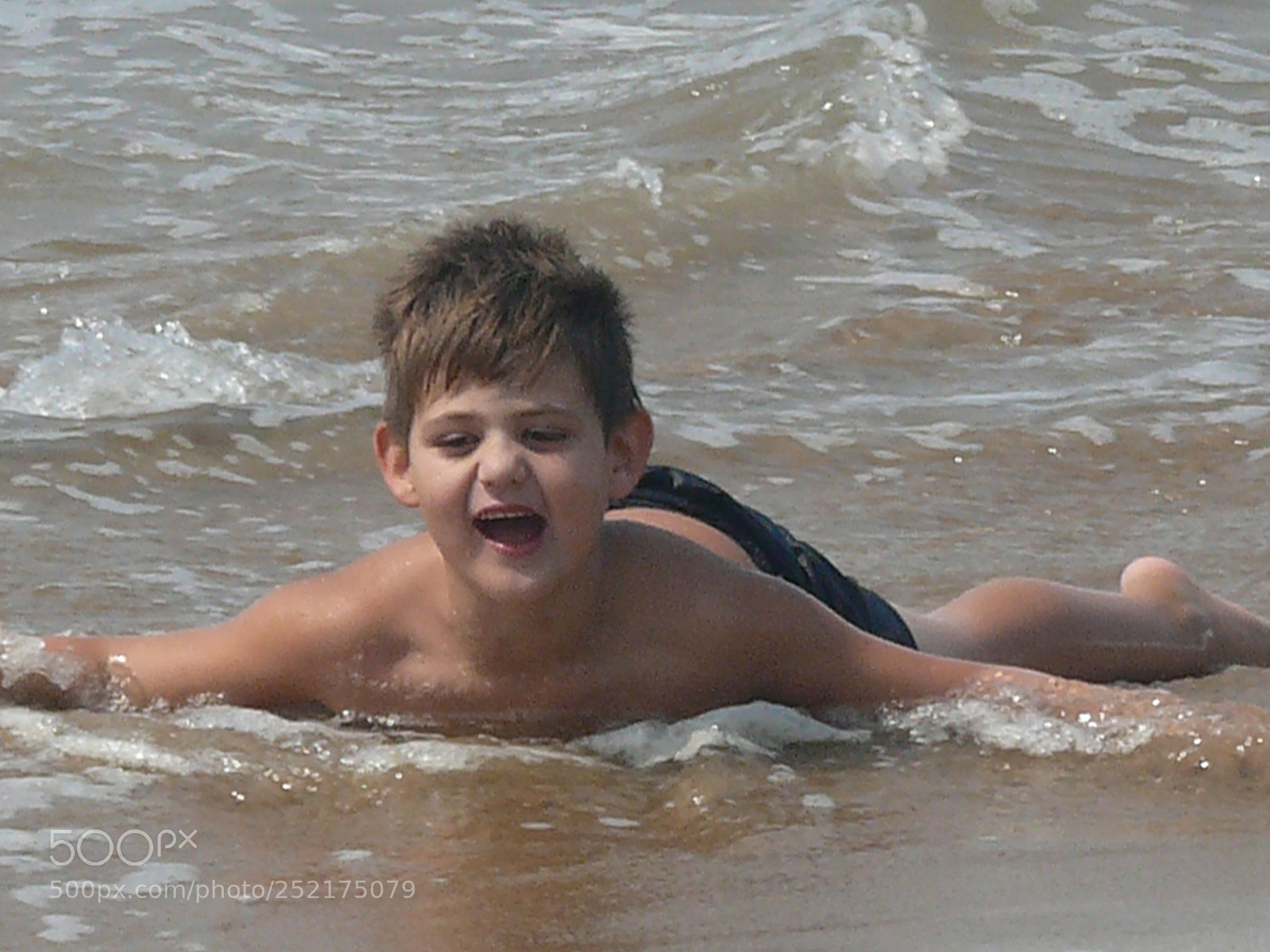 Panasonic DMC-FZ50 sample photo. Swimming photography