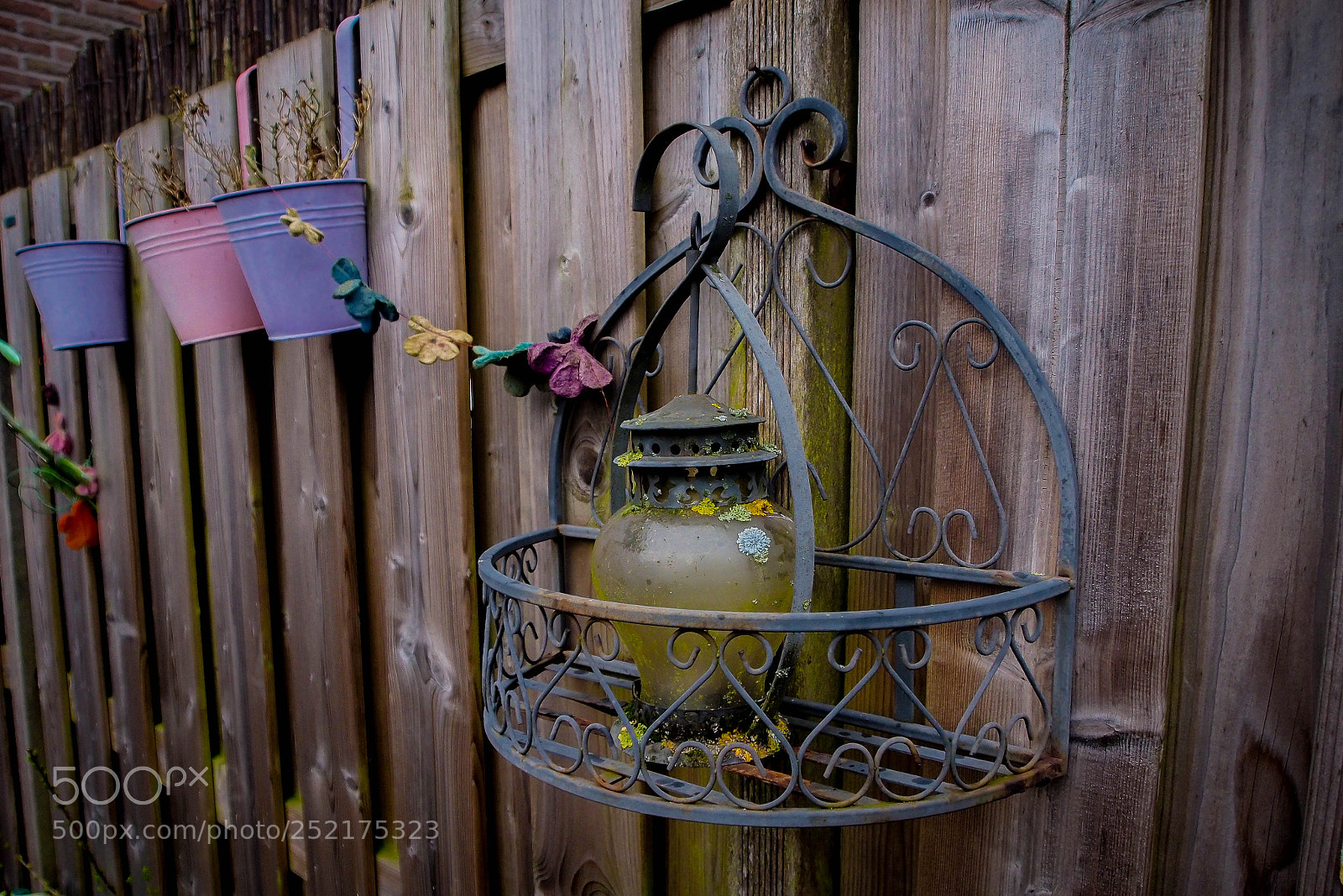 Olympus OM-D E-M5 sample photo. Fence. photography
