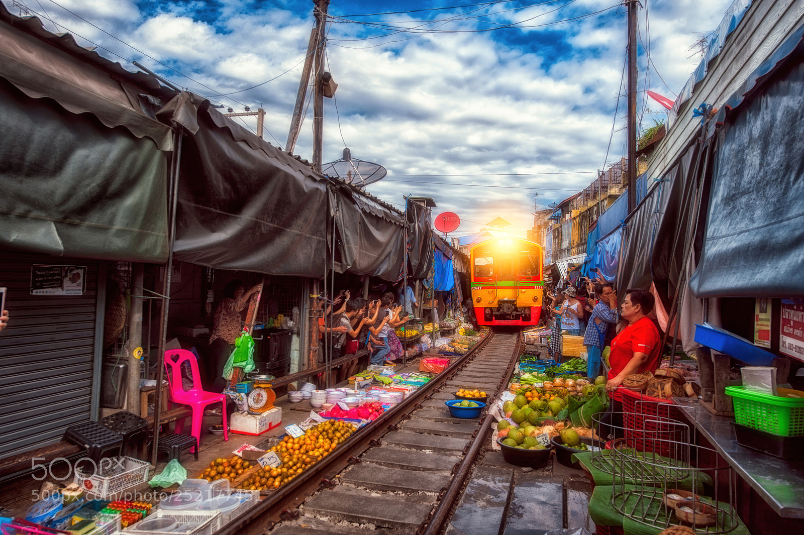 Nikon D700 sample photo. Mae klong market photography