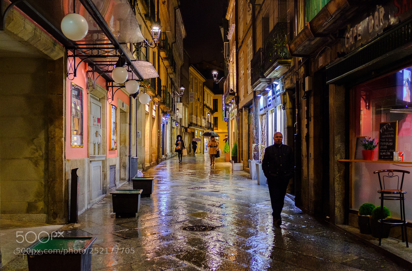 Fujifilm X100F sample photo. Noche lluviosa ii. photography