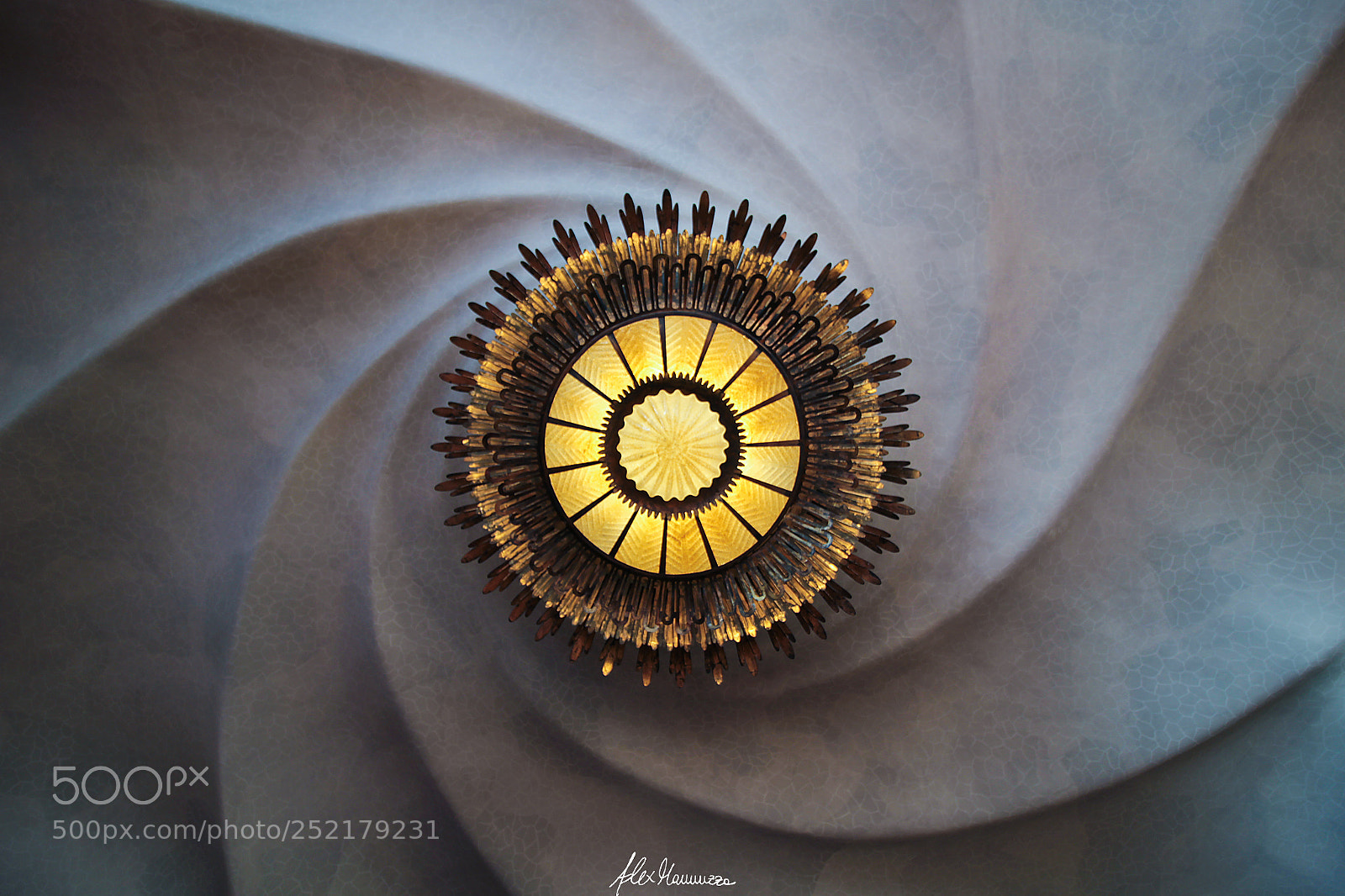 Canon EOS 100D (EOS Rebel SL1 / EOS Kiss X7) sample photo. Hypno chandelier photography