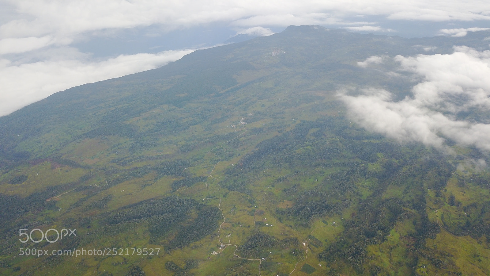 DJI FC220 sample photo. Dos pueblos vistos en photography