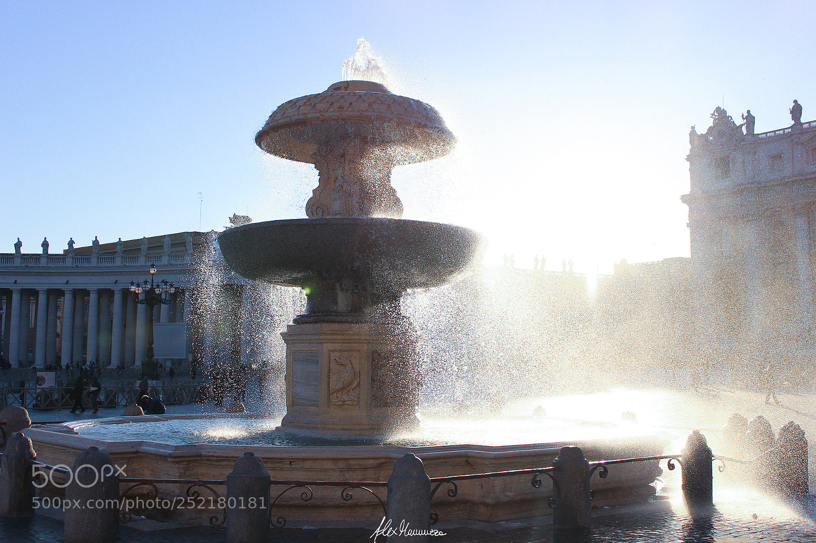 Canon EOS 100D (EOS Rebel SL1 / EOS Kiss X7) sample photo. Vatican fountain photography