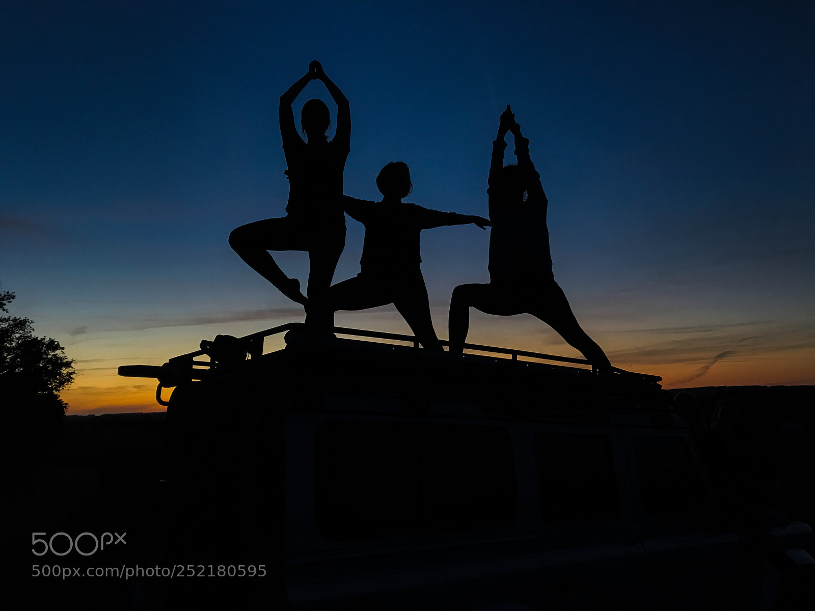 Apple iPhone 7 sample photo. Terrible yoga trio at photography