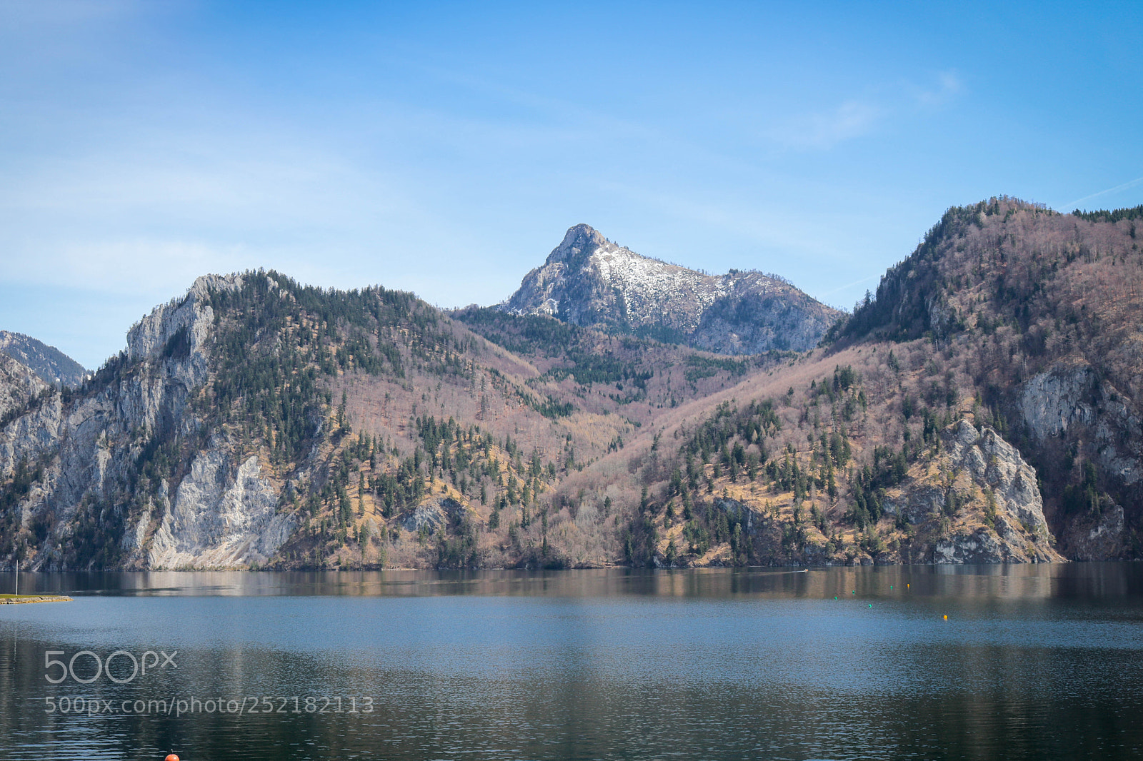 Canon EOS 750D (EOS Rebel T6i / EOS Kiss X8i) sample photo. Am traunsee photography