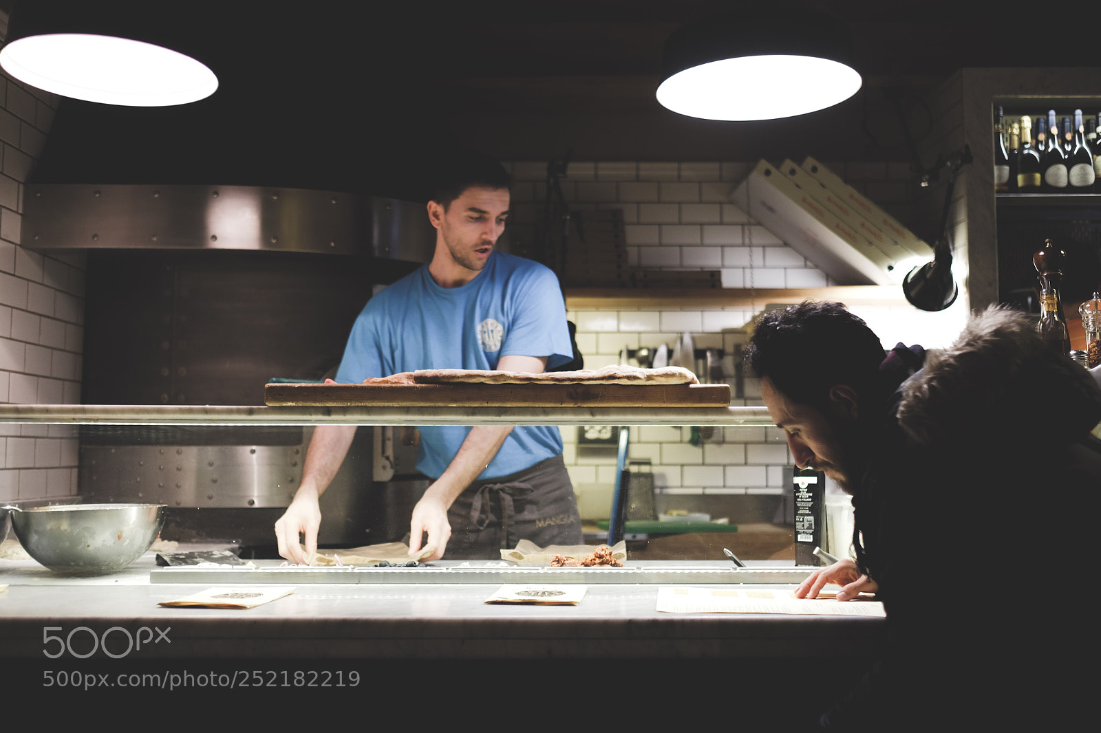 Fujifilm X-T10 sample photo. Pizzeria photography