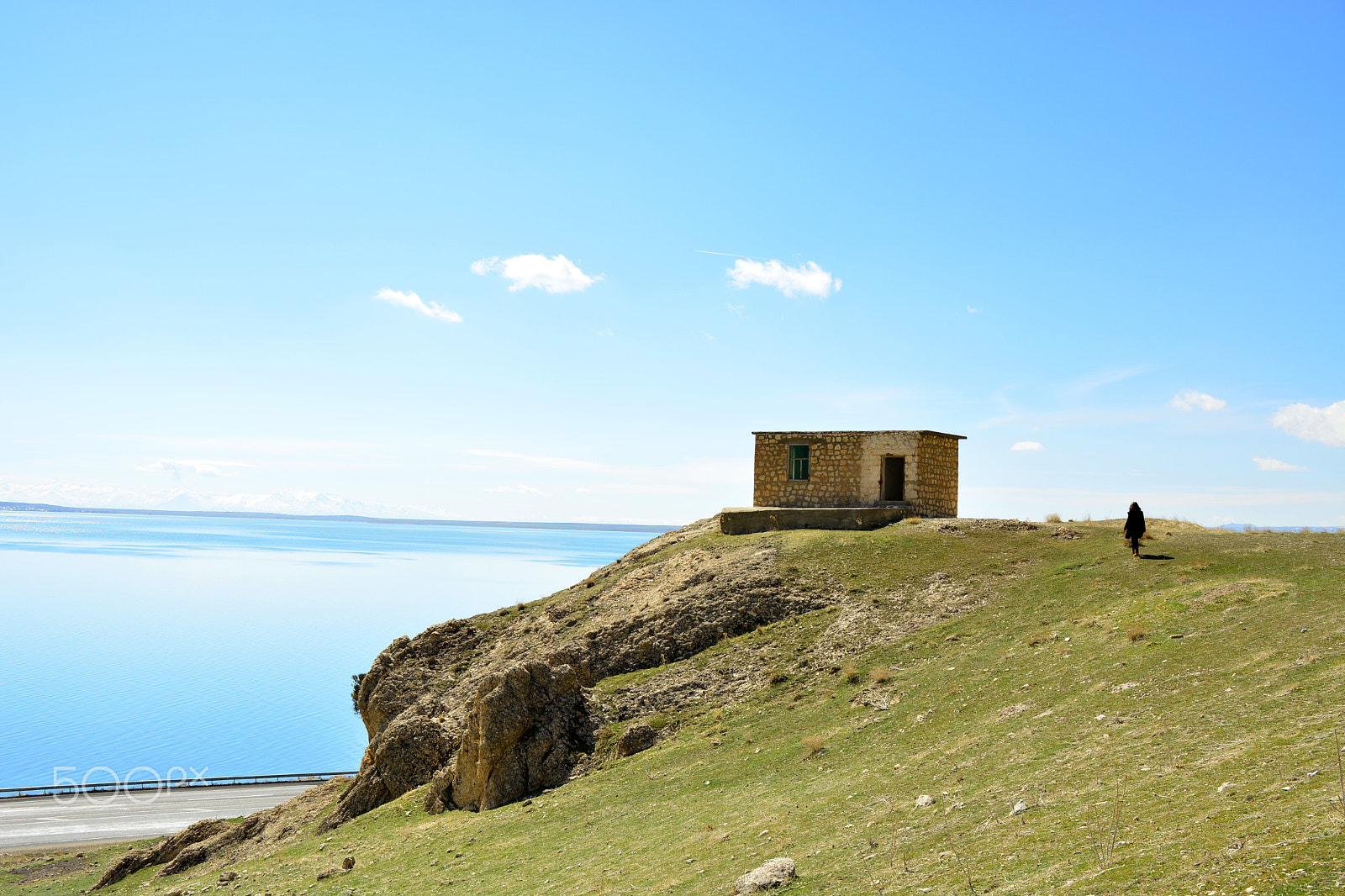 Sigma 17-70mm F2.8-4 DC Macro OS HSM | C sample photo. Lonely house photography