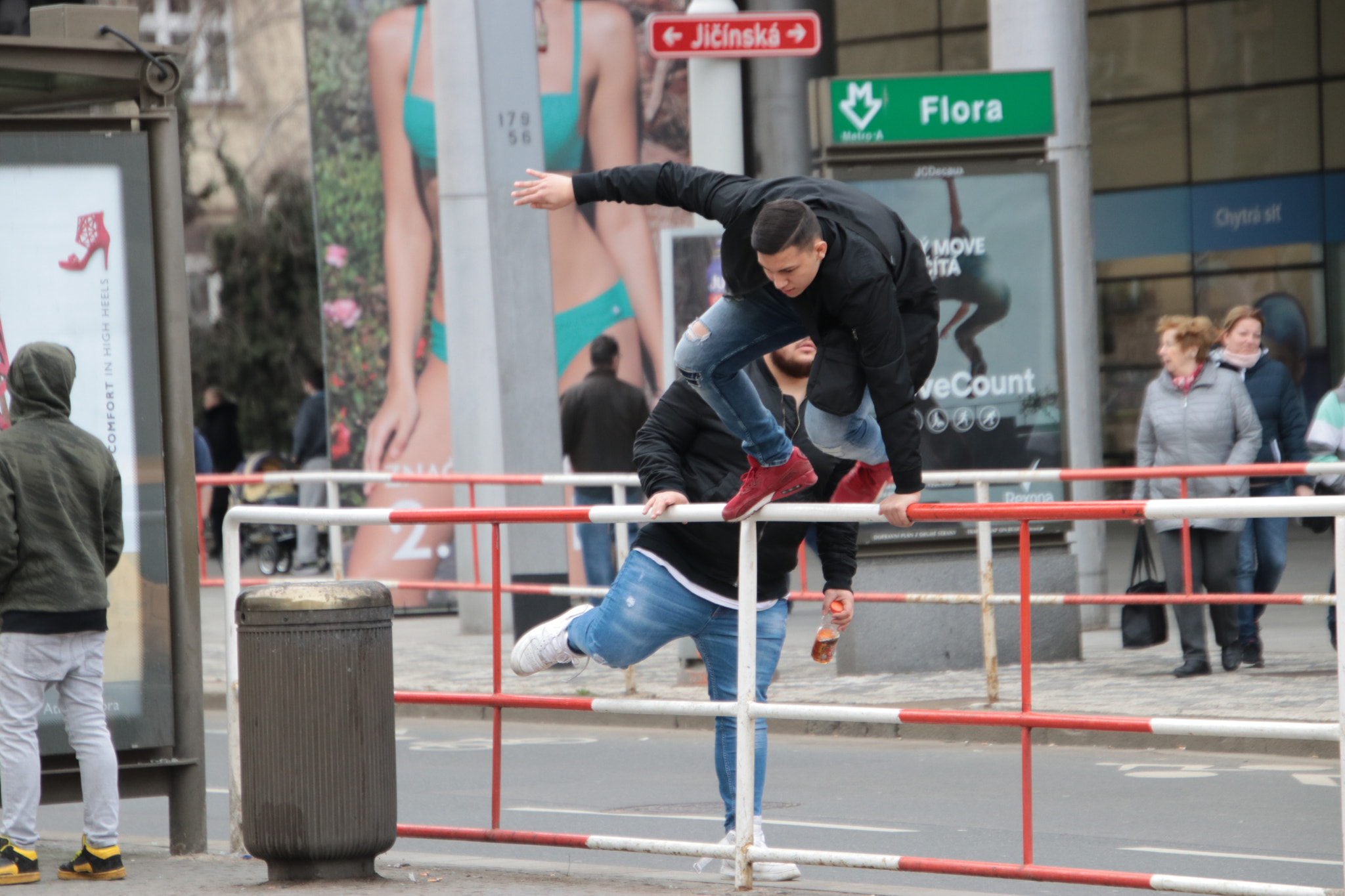 Canon EOS 80D + Canon EF 300mm F2.8L IS II USM sample photo. Prague / praha - march 2018 photography