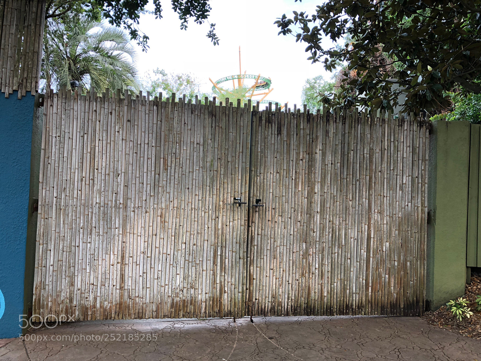 Apple iPhone X sample photo. Ride is closed  photography