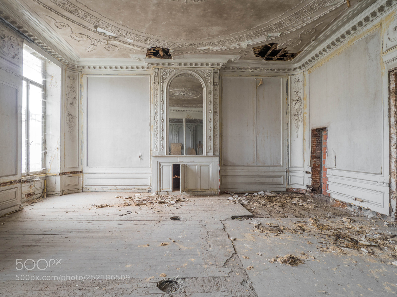 Olympus PEN-F sample photo. The bank job [be] photography