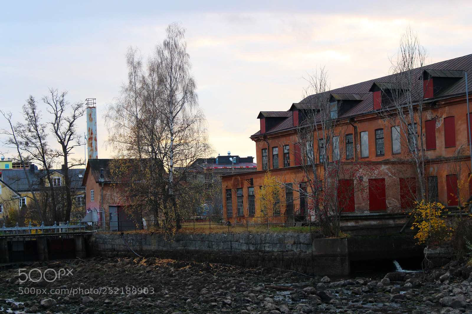 Canon EOS 700D (EOS Rebel T5i / EOS Kiss X7i) sample photo. Riverbed photography