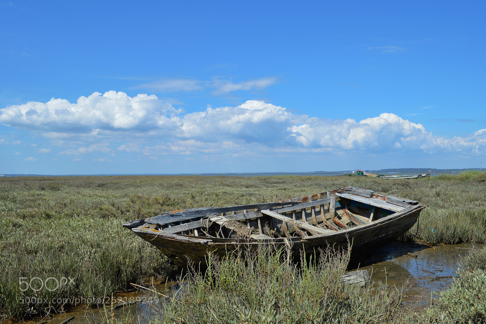 Nikon D3200 sample photo. Shipwreck photography