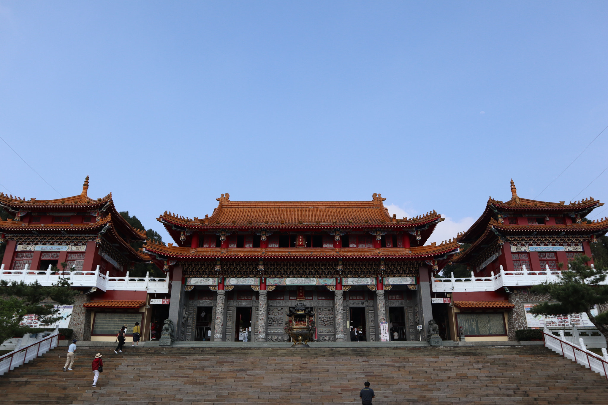 Canon EOS M6 sample photo. Wen-wu temple in taiwan photography