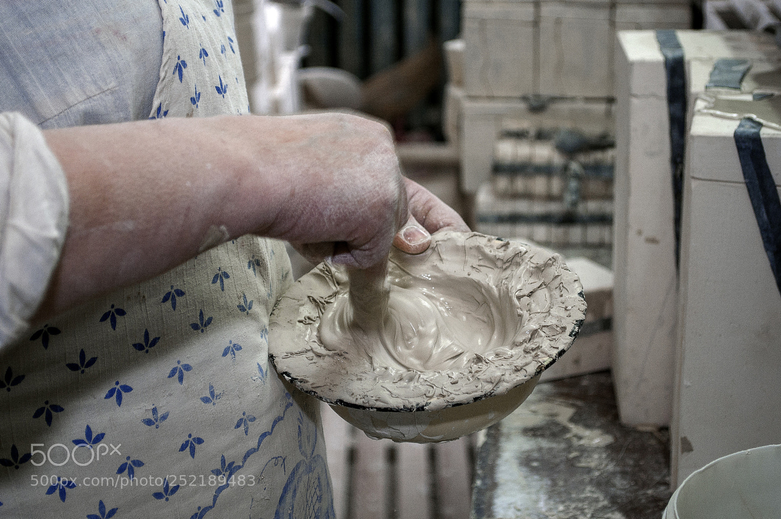 Nikon D5000 sample photo. Production of gzhel porcelain photography