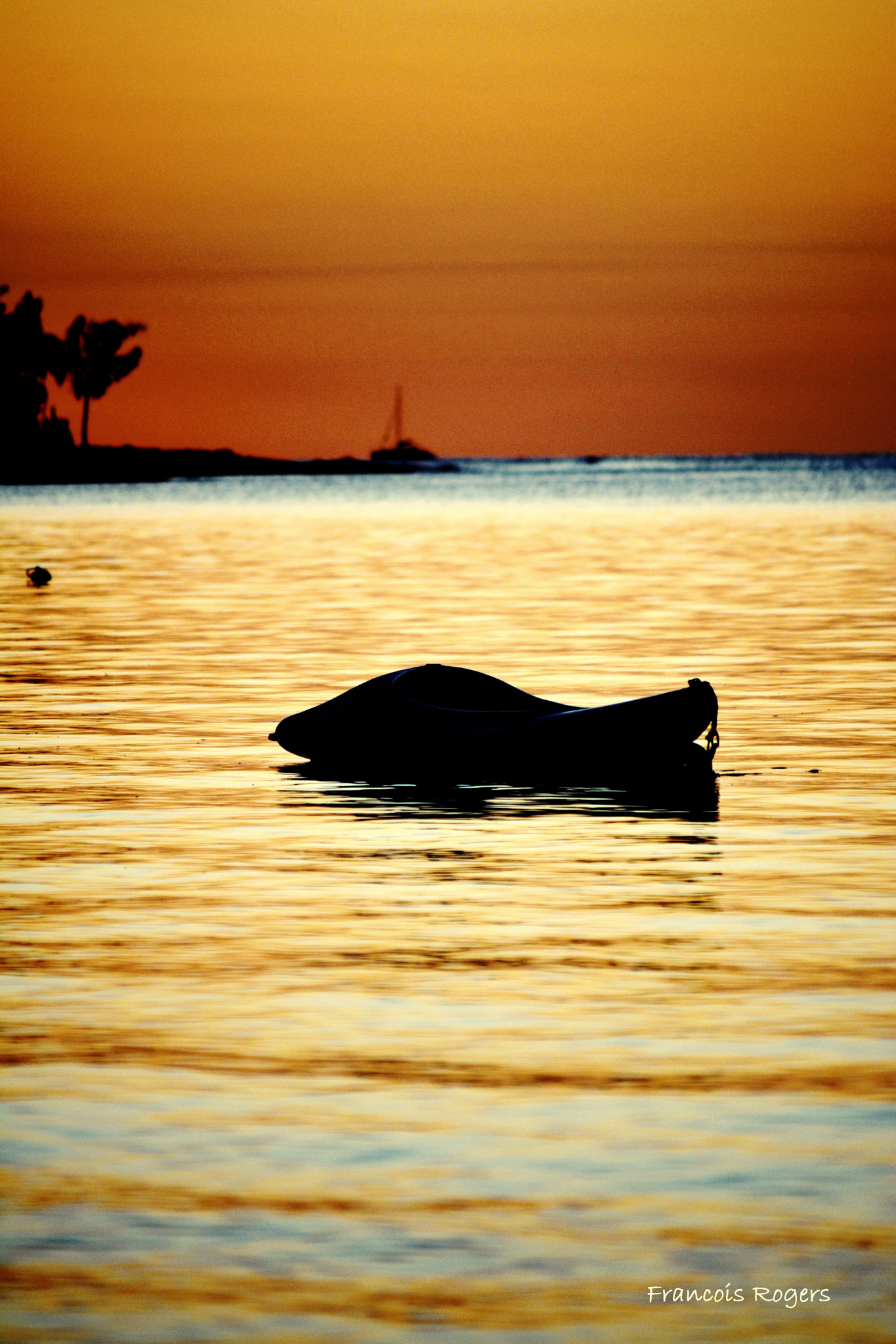 Nikon D5200 sample photo. Kayak silhouette photography