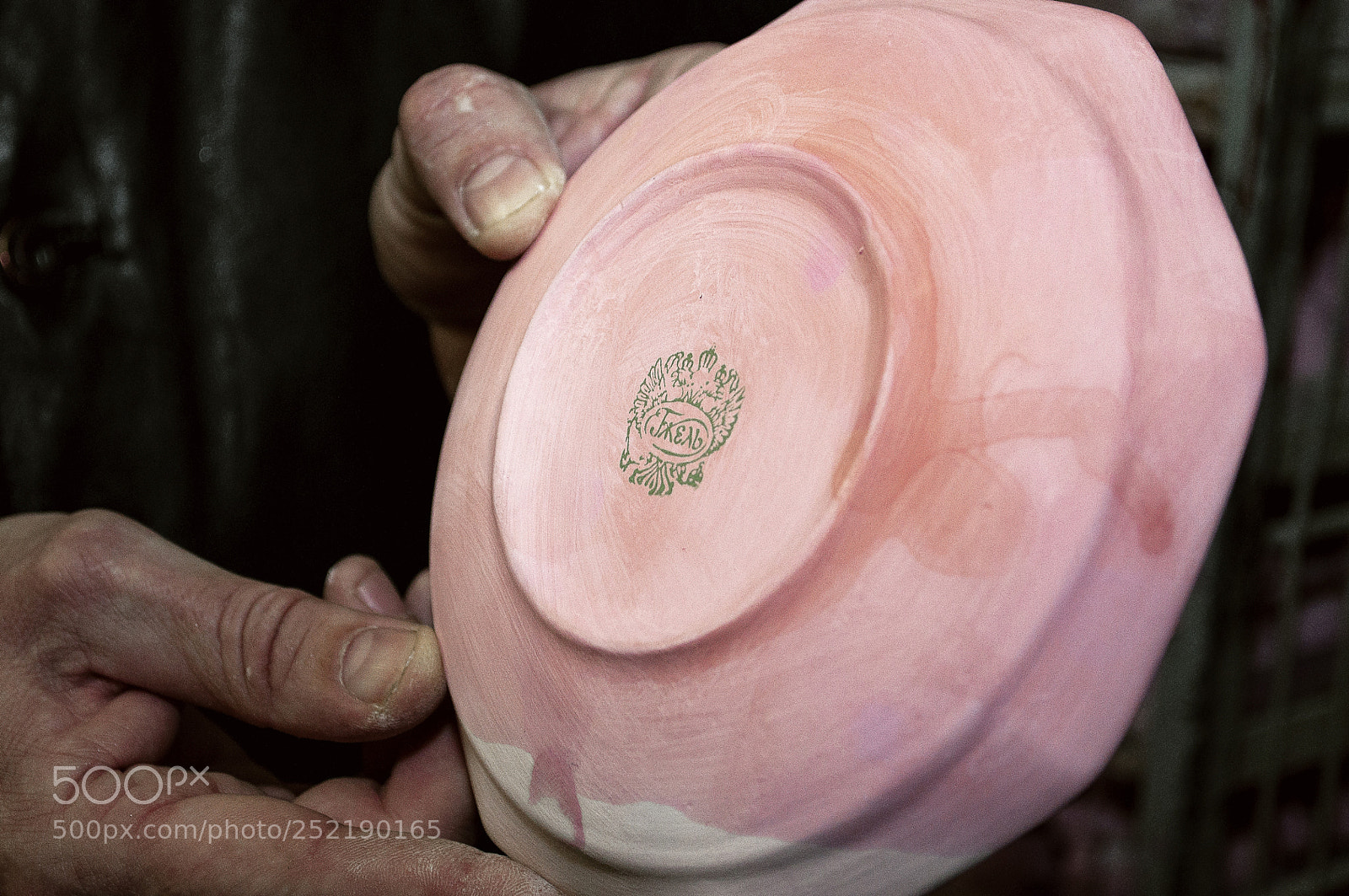 Nikon D5000 sample photo. Production of gzhel porcelain photography
