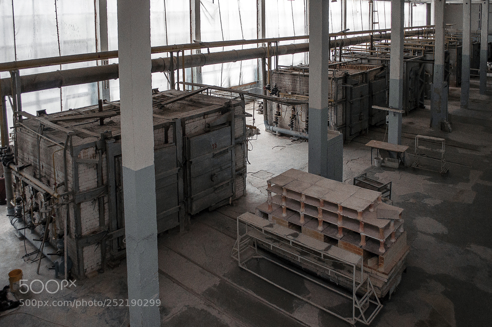 Nikon D5000 sample photo. Production of gzhel porcelain photography