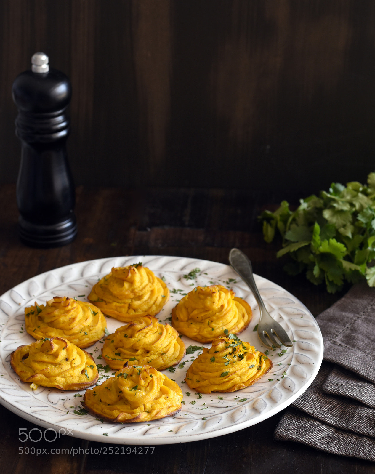 Nikon D5600 sample photo. Cauliflower & pumpkin duchess photography