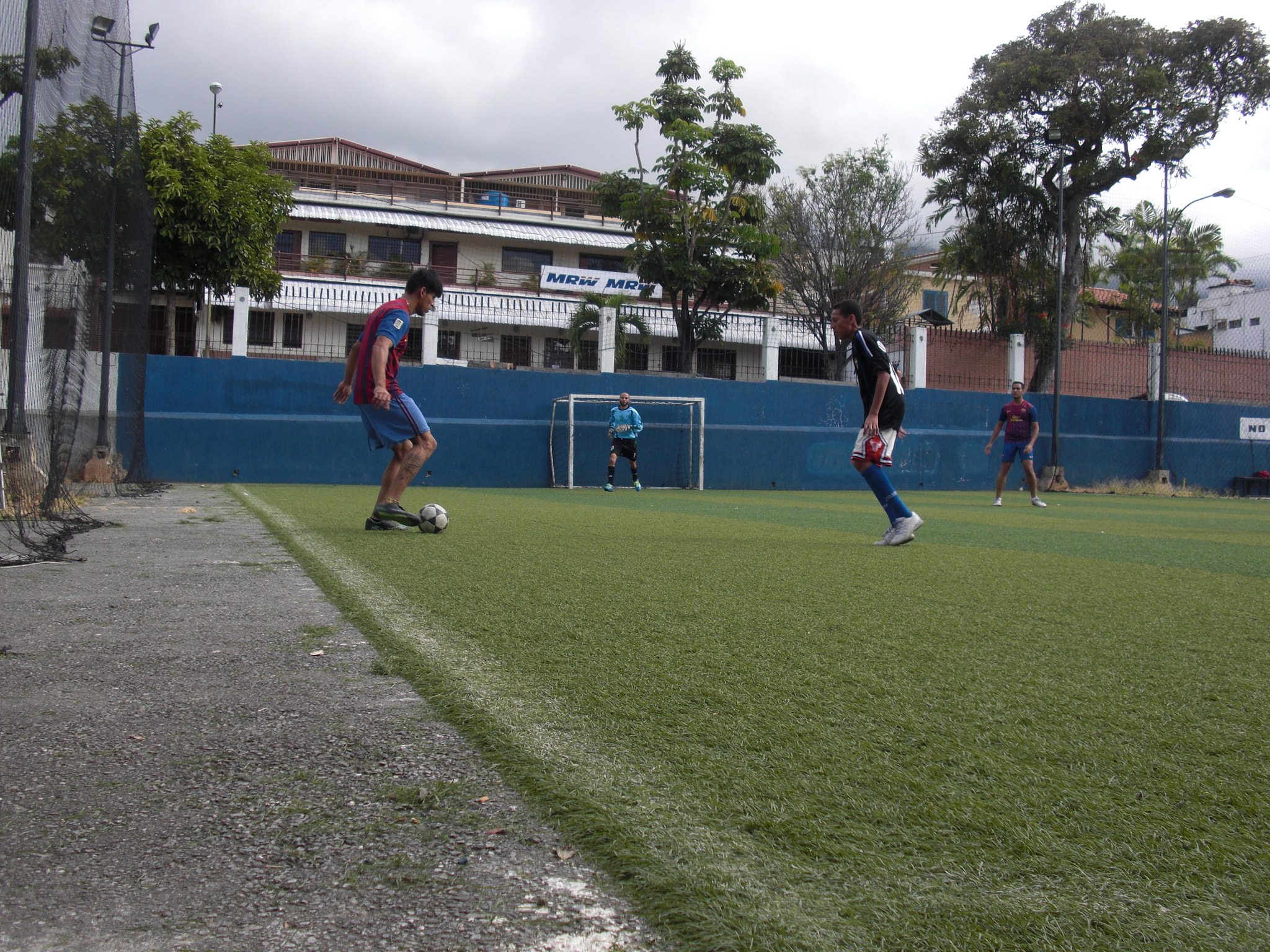CASIO EX-S10 sample photo. Futsal photography
