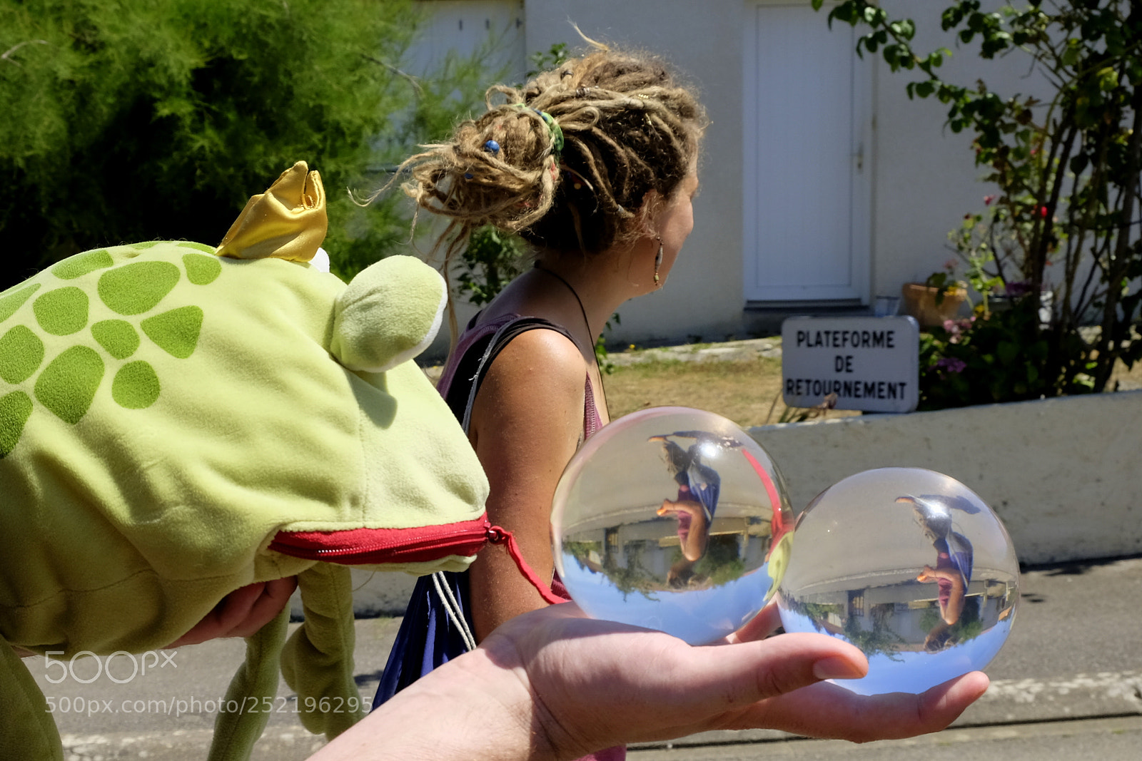 Fujifilm X-T10 sample photo. The reverse photography
