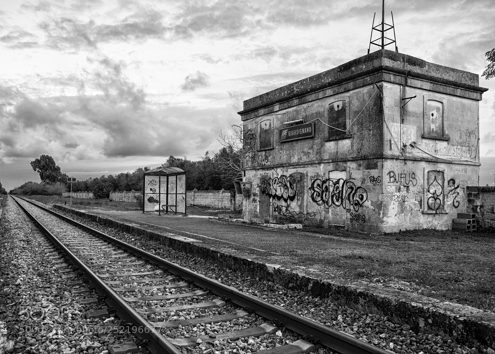 Nikon D3300 sample photo. Stazione photography