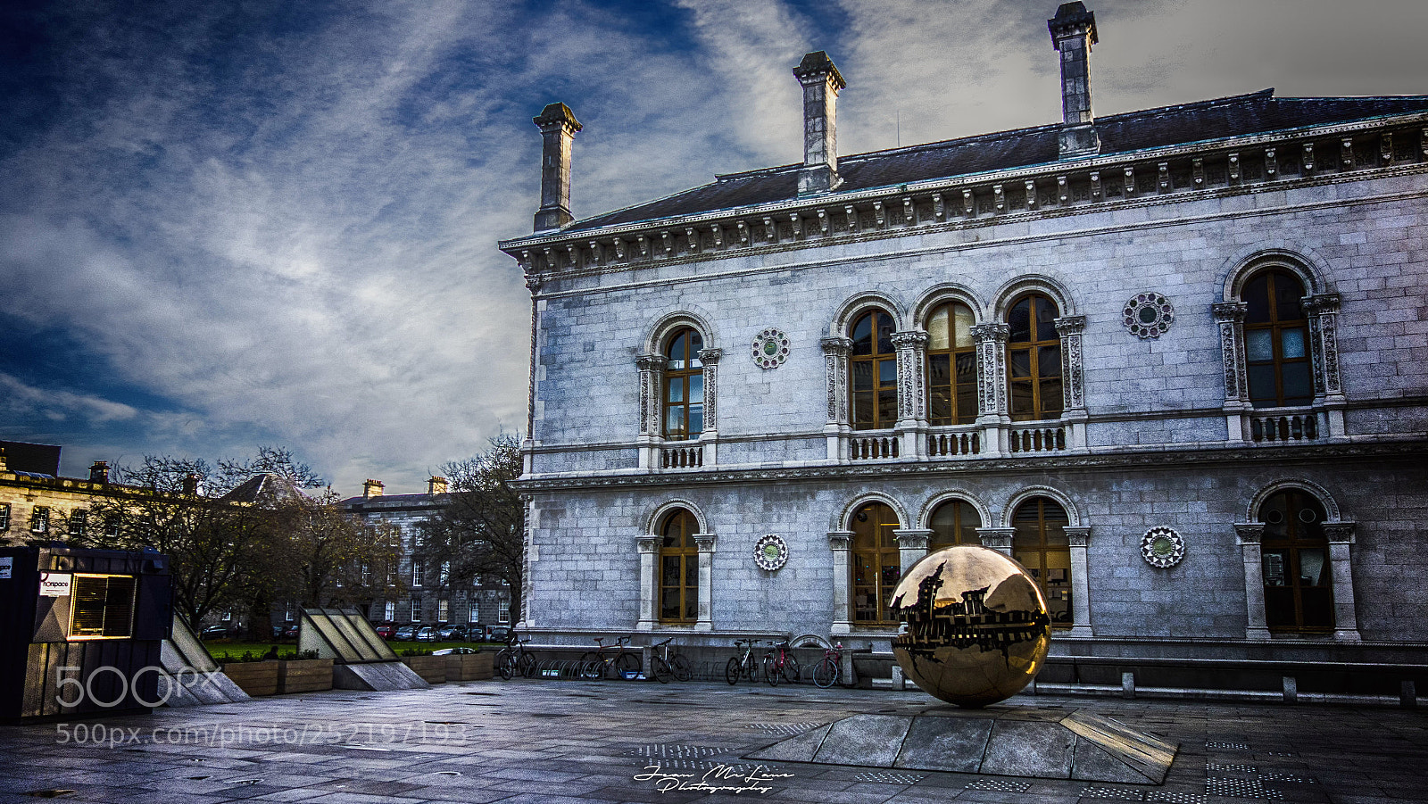 Sony Cyber-shot DSC-RX100 sample photo. Walking in dublin. photography