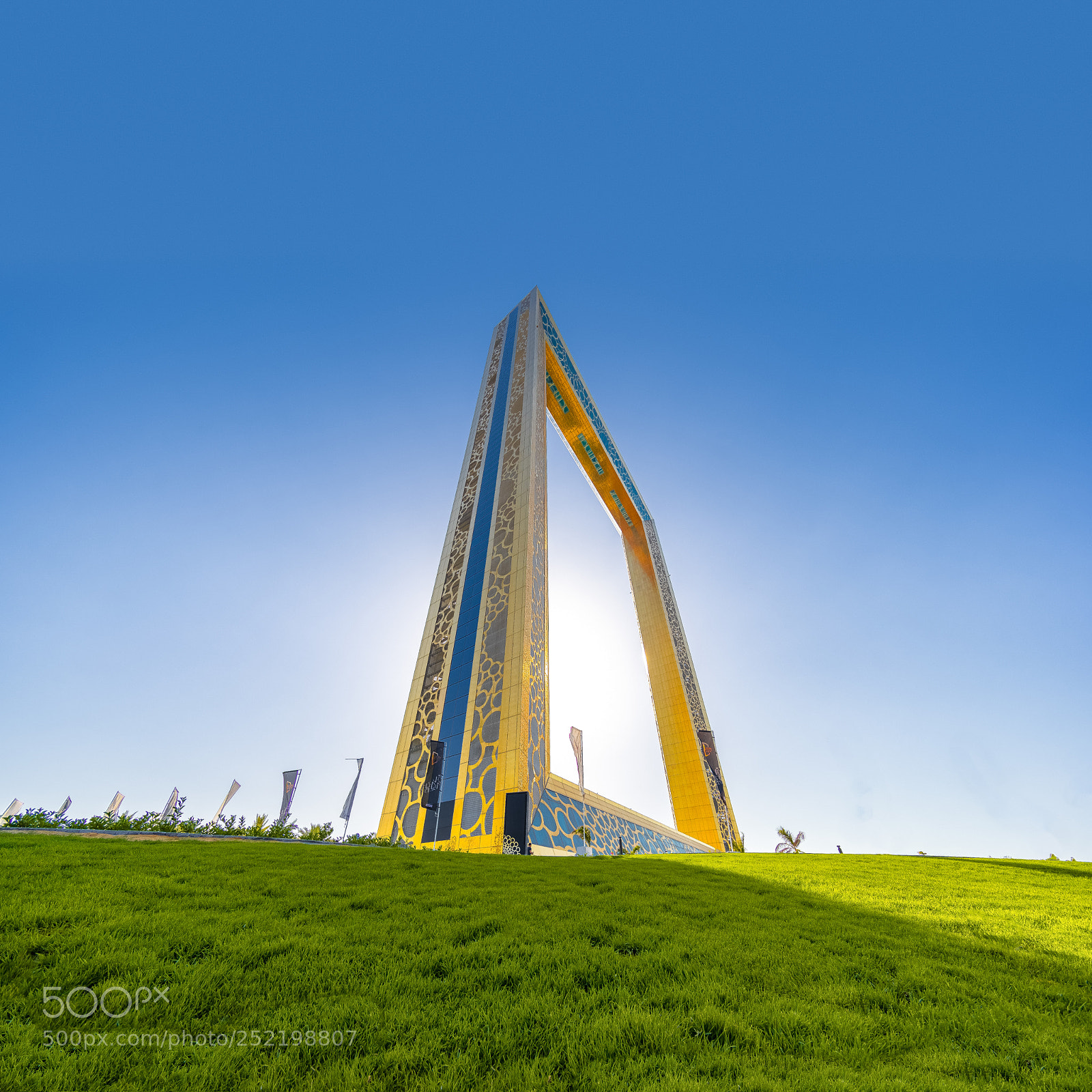 Sony a7R sample photo. Dubai frame photography