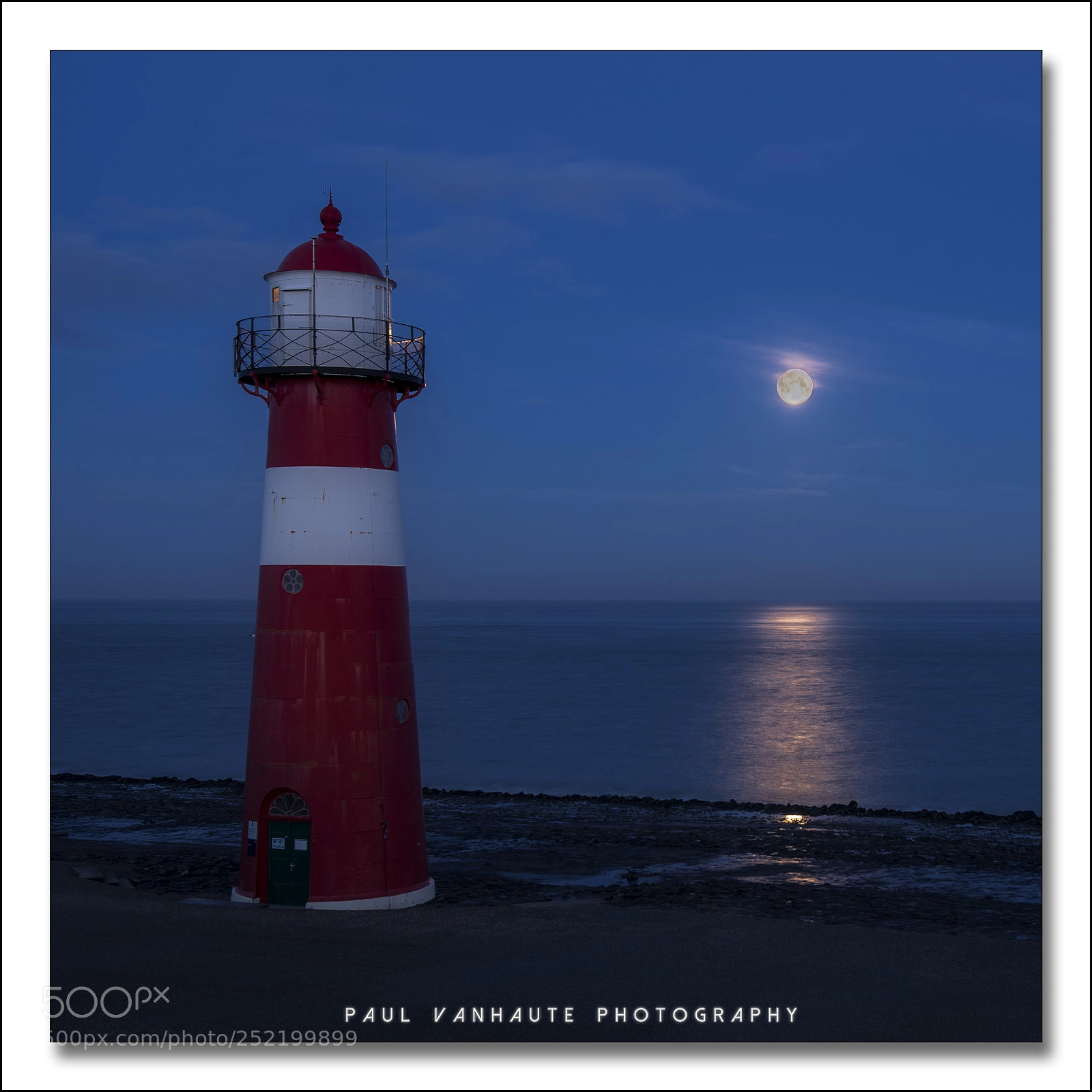 Nikon D610 sample photo. Moonshine on the lighthouse photography