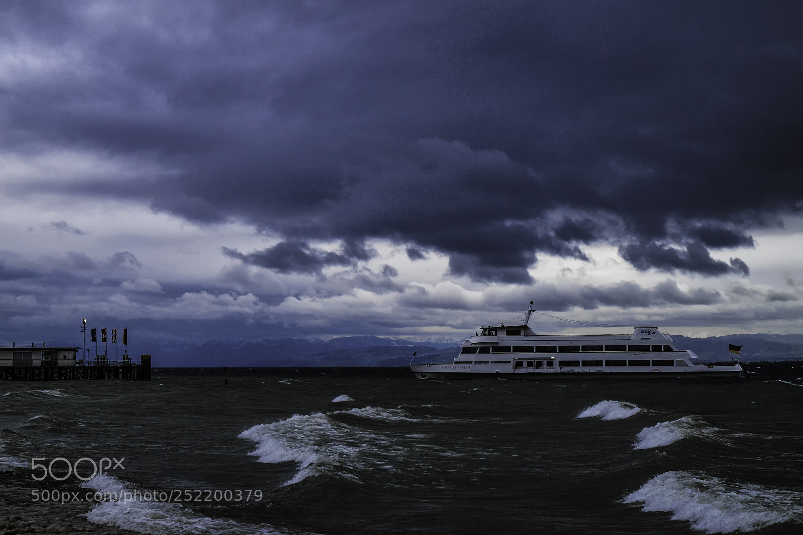 Fujifilm X-T1 sample photo. Bodensee power photography