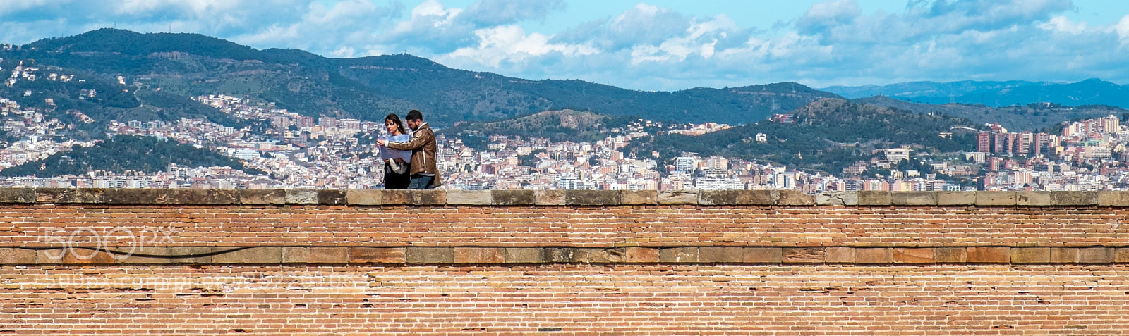 Fujifilm X-E1 sample photo. Lost at the top photography