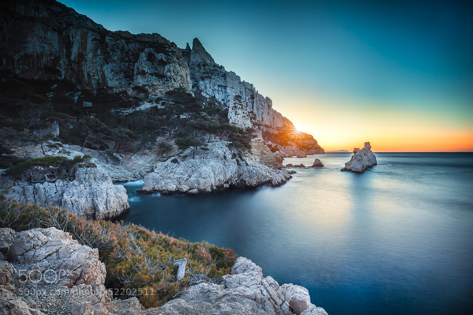 Canon EOS 5D Mark II sample photo. Calanque de sugiton photography