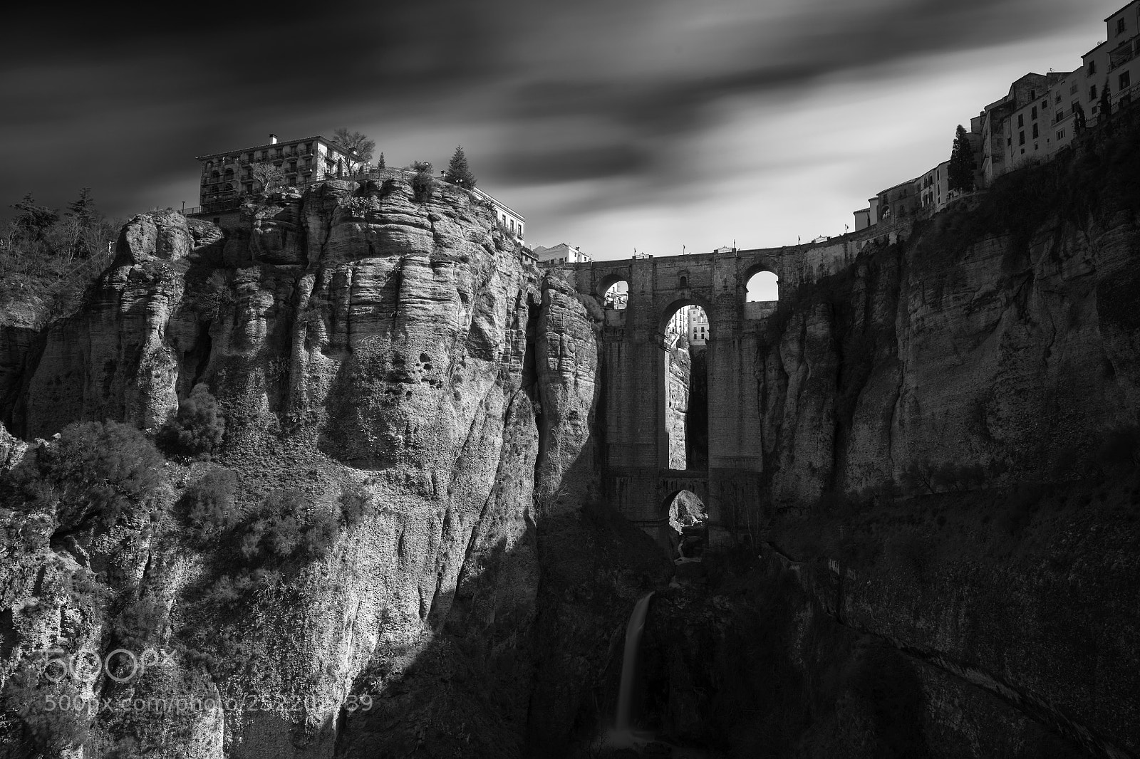 Sony a7R II sample photo. Bridge photography