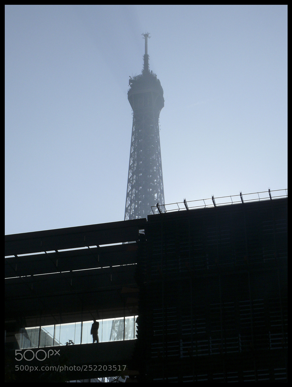 Leica V-LUX 1 sample photo. 007 photography